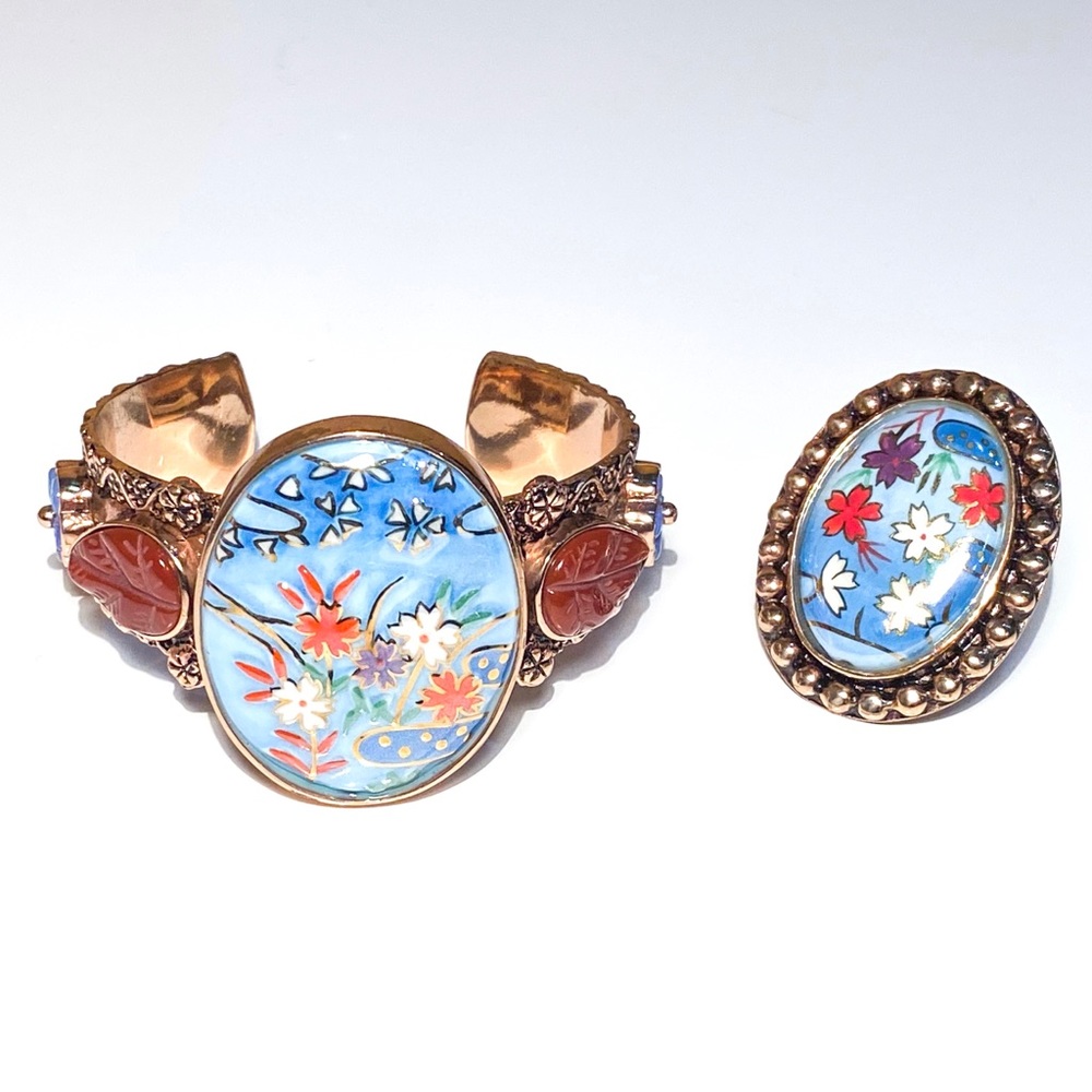 Amy Kahn Russell Bronze Ring with Hand-painted Oval Floral Center, Oversized - Picture 9 of 15